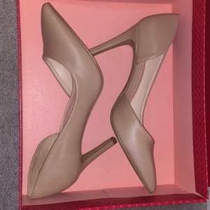 Kelly & Katie Size 6 Nude Heels - Brand New